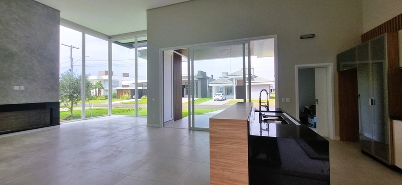 Casa de alto padrão com 4 suítes no condomínio Costa Serena: 6ª foto da galeria de imagens do imóvel