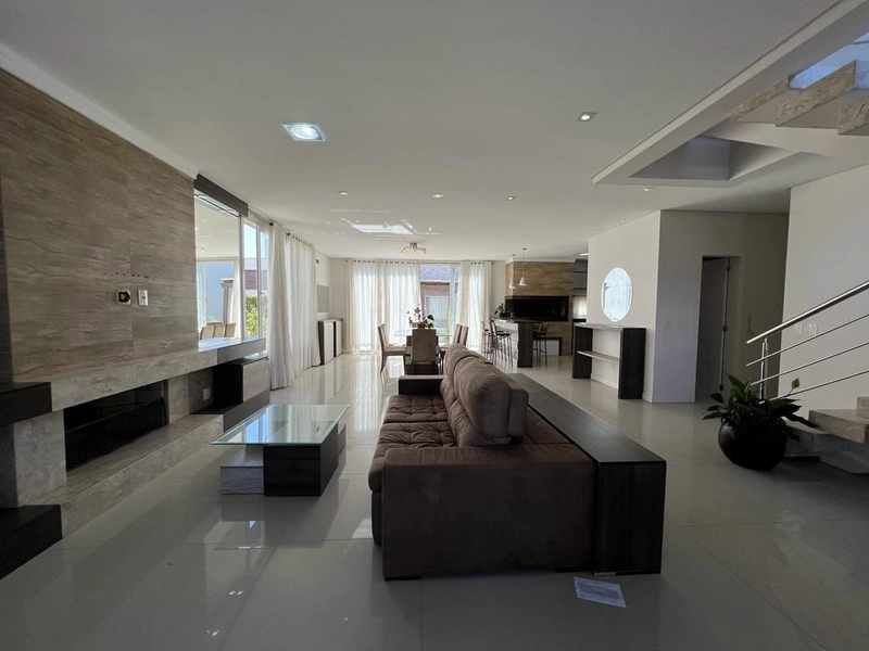 Casa mobiliada com 4 suítes no condomínio Dubai: 11ª foto da galeria de imagens do imóvel