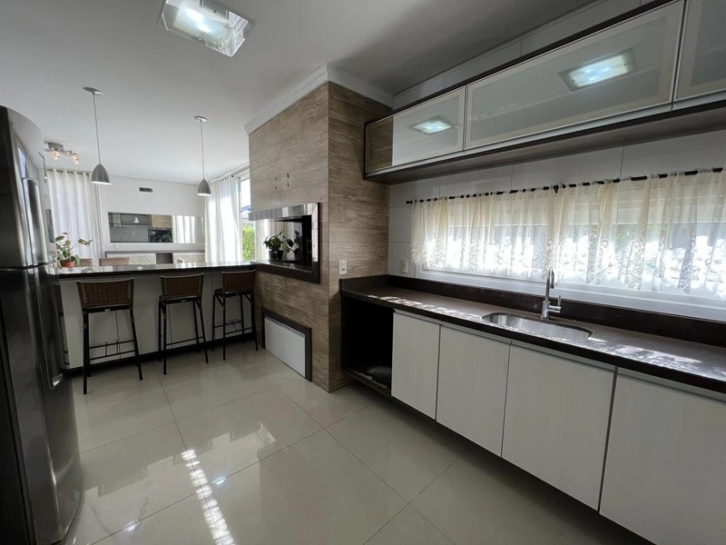 Casa mobiliada com 4 suítes no condomínio Dubai: 21ª foto da galeria de imagens do imóvel