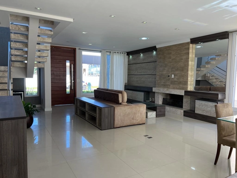 Casa mobiliada com 4 suítes no condomínio Dubai: 24ª foto da galeria de imagens do imóvel