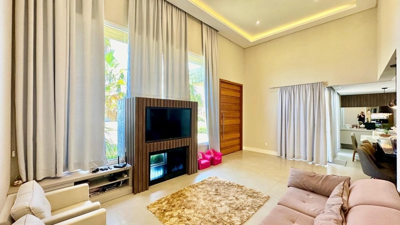 Casa mobiliada com 4 suítes no condomínio Dubai: 8ª foto da galeria de imagens do imóvel