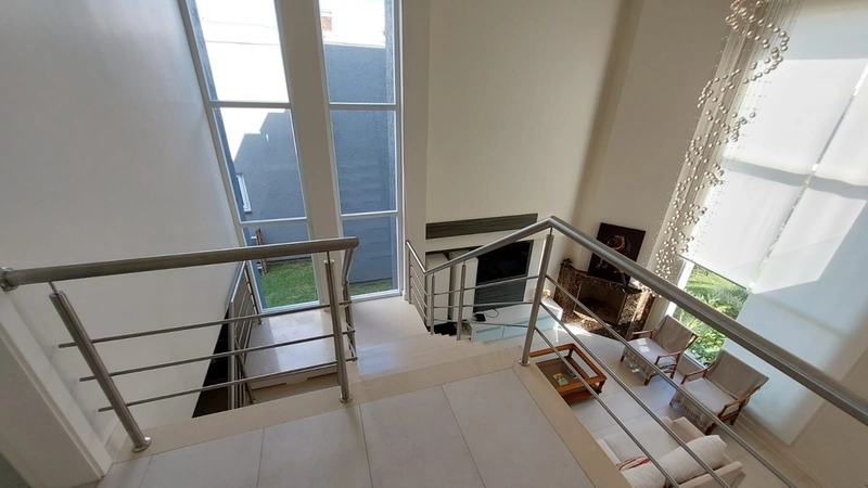 Casa com 4 dormitórios e piscina no condomínio Dubai: 25ª foto da galeria de imagens do imóvel
