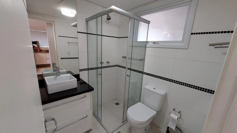 Casa com 4 dormitórios e piscina no condomínio Dubai: 36ª foto da galeria de imagens do imóvel
