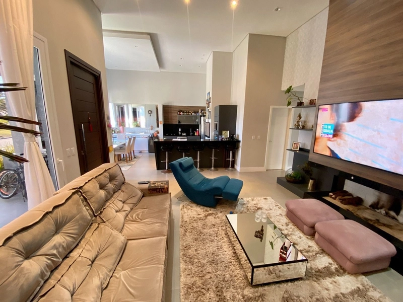 Casa com 4 suítes no condomínio Las Palmas: 14ª foto da galeria de imagens do imóvel