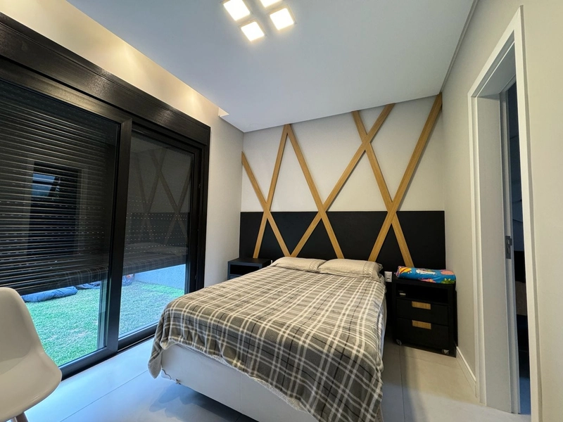 Casa com 4 suítes no condomínio Blue: 14ª foto da galeria de imagens do imóvel