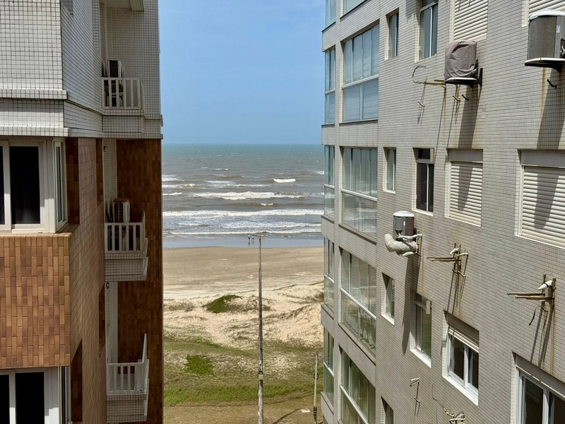 Apartamento com vista para o mar e 3 dormmitórios: 14ª foto da galeria de imagens do imóvel