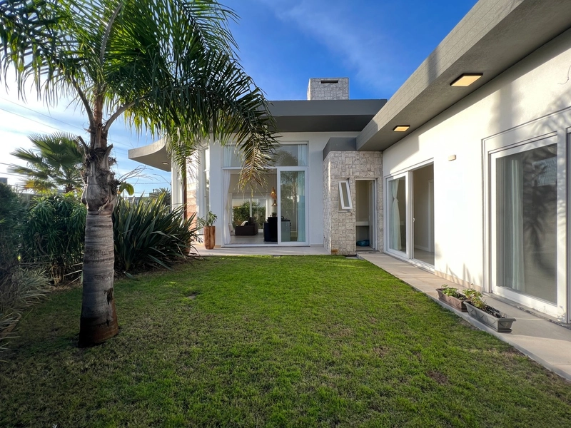 Casa com ótimo espaço e 4 suítes: 36ª foto da galeria de imagens do imóvel