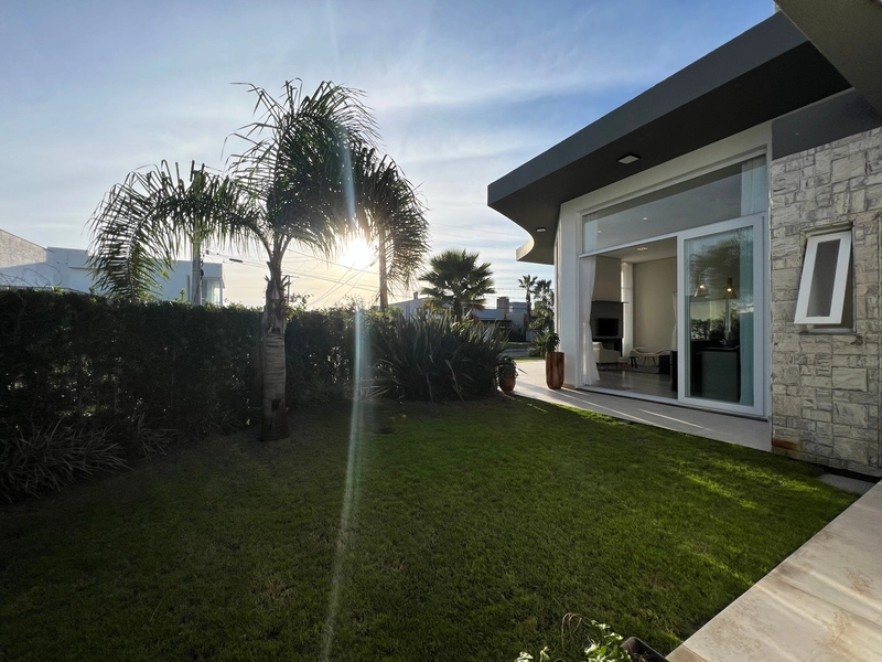Casa com ótimo espaço e 4 suítes: 35ª foto da galeria de imagens do imóvel