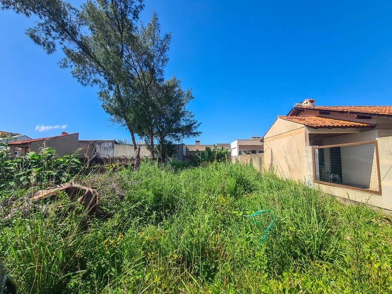Para investidor - Terreno ideal para construção de geminadas: 2ª foto da galeria de imagens do imóvel
