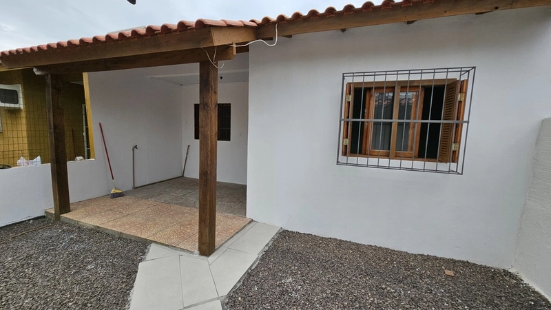Casa com boa localização com 2 dormitórios: 11ª foto da galeria de imagens do imóvel