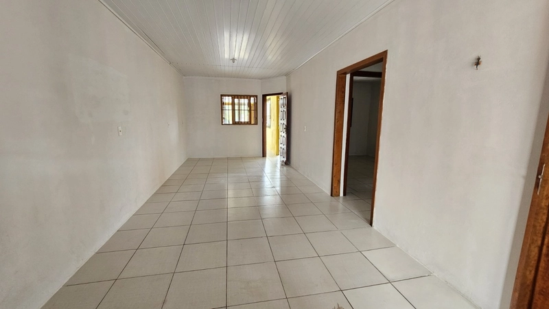 Casa com boa localização com 2 dormitórios: 8ª foto da galeria de imagens do imóvel
