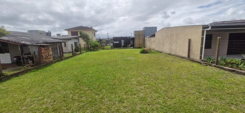Terreno a 3 quadras do mar com preço imperdível!!: 5ª foto da galeria de imagens do imóvel