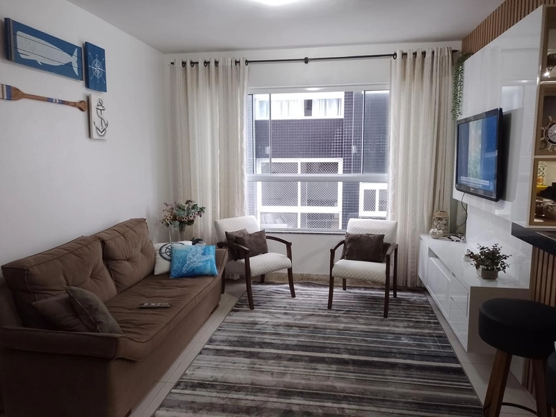 Apartamento com 2 dormitórios no centro: 1ª foto da galeria de imagens do imóvel