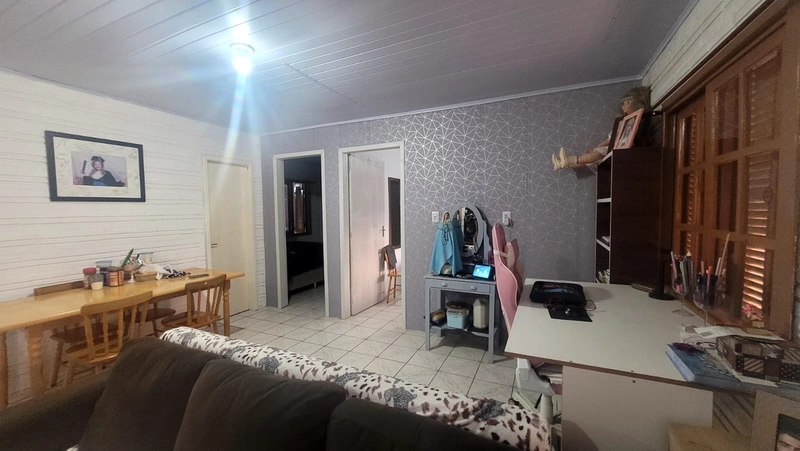 Casa com 2 dormitórios e pátio enorme na Zona Norte: 12ª foto da galeria de imagens do imóvel