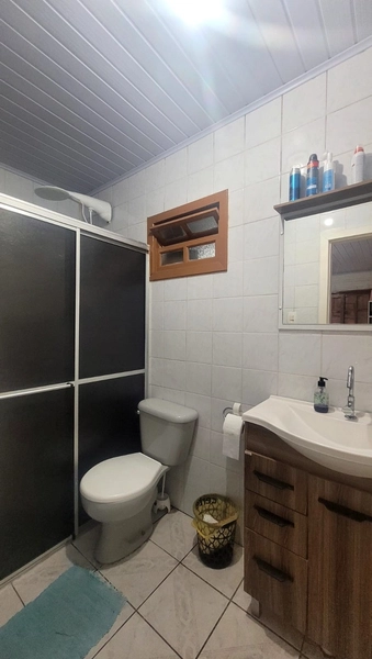 Casa com 2 dormitórios e pátio enorme na Zona Norte: 7ª foto da galeria de imagens do imóvel