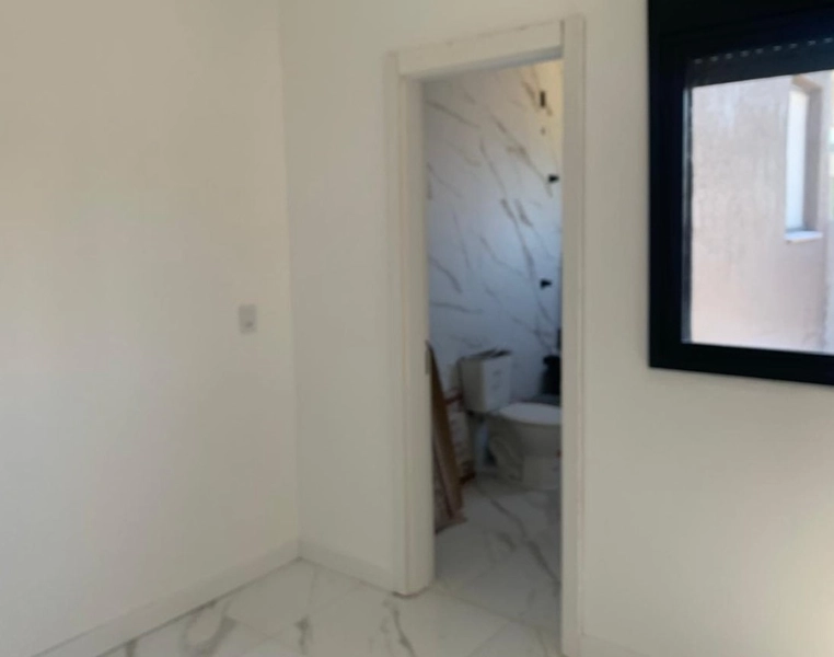 Casa de esquina com 2 dormitórios: 9ª foto da galeria de imagens do imóvel
