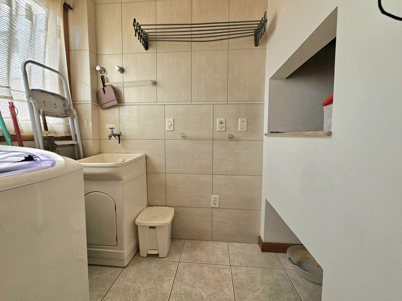 Apartamento com 2 dormitórios no centro a 4 quadras do mar: 9ª foto da galeria de imagens do imóvel
