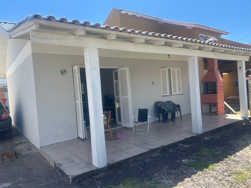 Casa 1 quartos mas anexo nos fundo perto do mar em Capão da Canoa: 1ª foto da galeria de imagens do imóvel