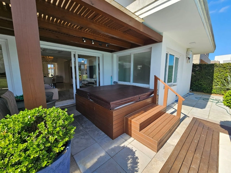 Mansão de luxo com 4 suítes e piscina aquecida no Enseada Lagos: 38ª foto da galeria de imagens do imóvel