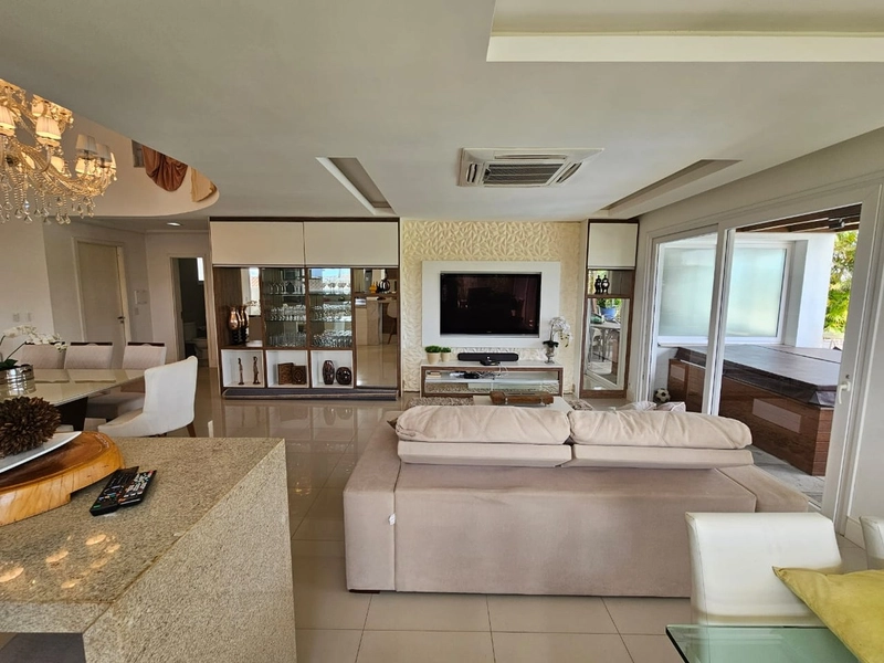 Mansão de luxo com 4 suítes e piscina aquecida no Enseada Lagos: 27ª foto da galeria de imagens do imóvel