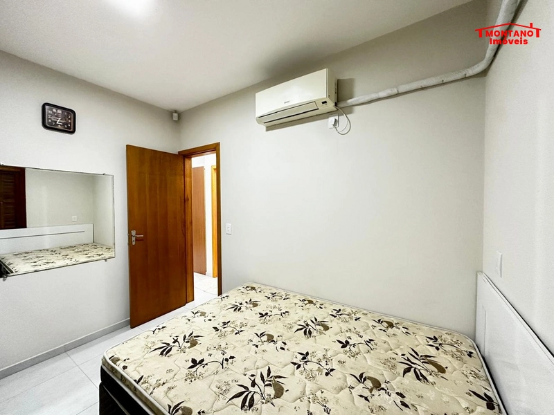 Casa de esquina a duas quadras do mar com 2 dormitórios: 10ª foto da galeria de imagens do imóvel