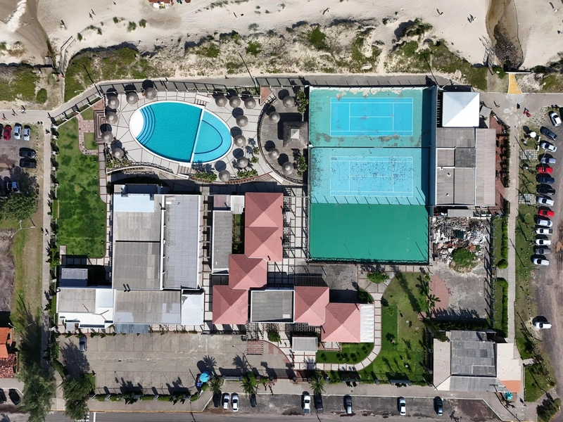 Casa em condomínio à beira mar com 2 dormitórios: 1ª foto da galeria de imagens do imóvel
