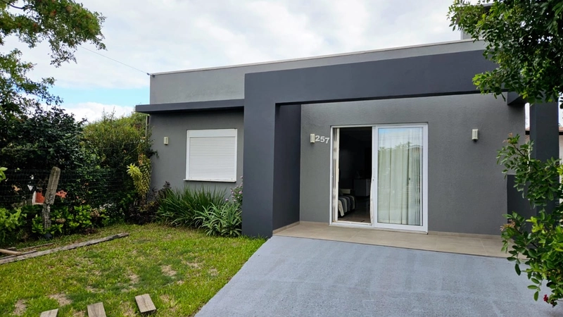 Casa aconchegante próxima ao mar com 2 dormitórios: 8ª foto da galeria de imagens do imóvel