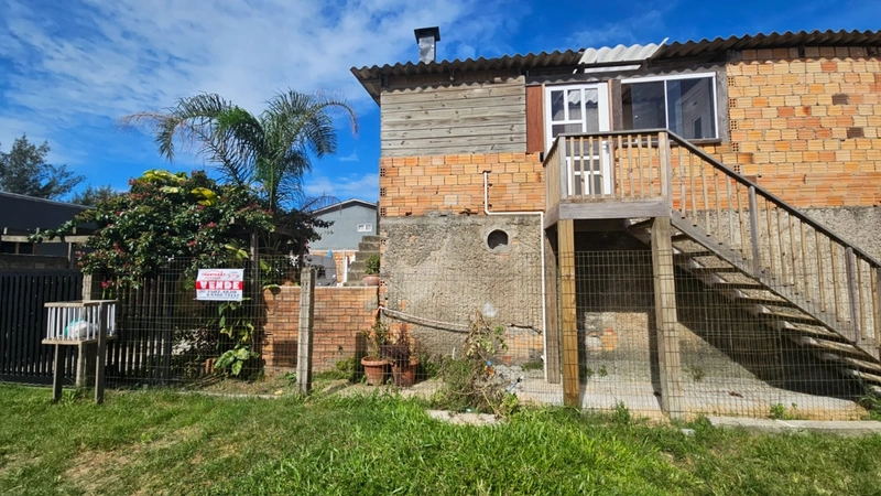 Sobrado com 4 dormitórios a poucos metros da Paraguassu: 1ª foto da galeria de imagens do imóvel