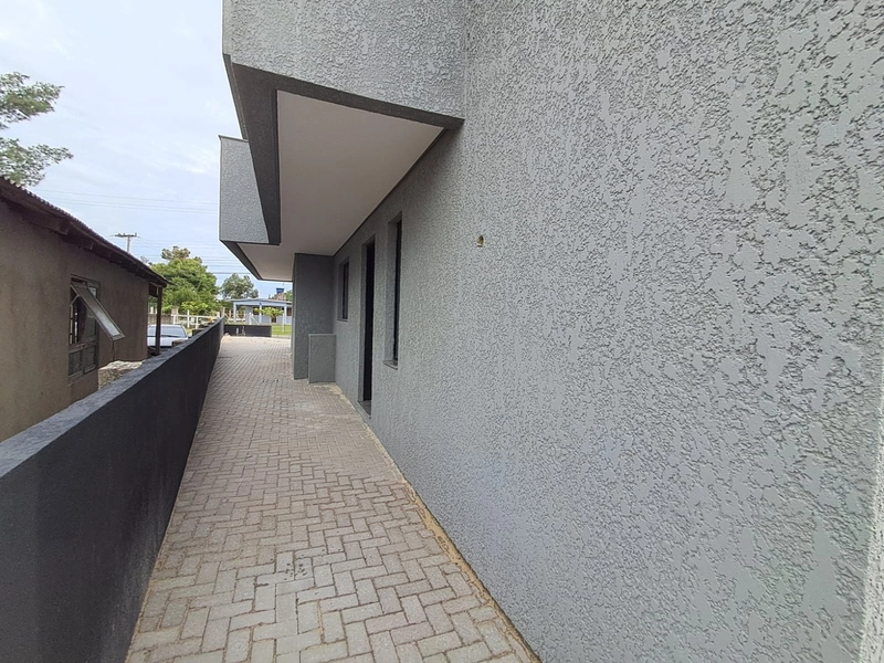 Apartamento em Prédio Pequeno - 4 Unidades: 3ª foto da galeria de imagens do imóvel