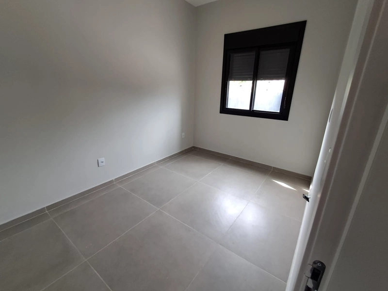 Apartamento em Prédio Pequeno - 4 Unidades: 11ª foto da galeria de imagens do imóvel