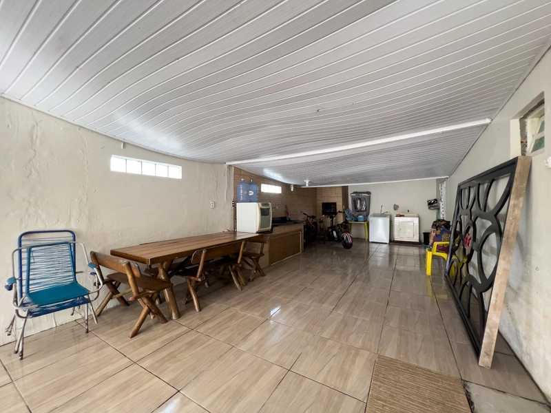 Casa de esquina mobiliada com 3 dormitórios na Zona Nova: 25ª foto da galeria de imagens do imóvel