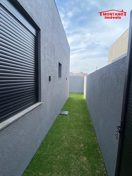 Casa de alto padrão com pé direito alto e dois dormitórios: 4ª foto da galeria de imagens do imóvel