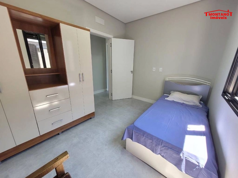 Casa de alto padrão com pé direito alto e dois dormitórios: 22ª foto da galeria de imagens do imóvel