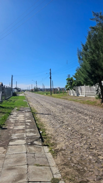 Terreno a 50m do mar pronto para construir: 3ª foto da galeria de imagens do imóvel