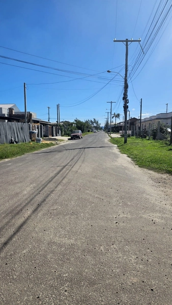Terreno a 50m do mar pronto para construir: 2ª foto da galeria de imagens do imóvel