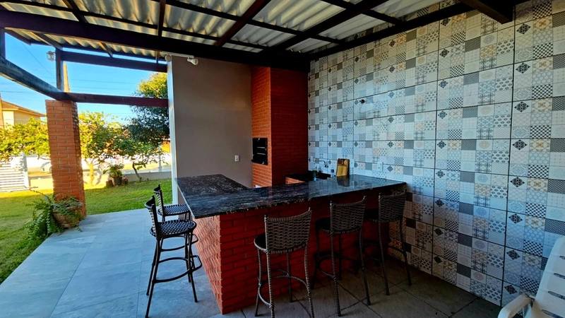 Casa com qualidade excepcional de 3 dormitórios e grande pátio!: 13ª foto da galeria de imagens do imóvel