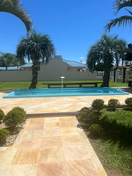 Casa de padrão inestimável com 3 Suítes, piscina e Jacuzzi: 19ª foto da galeria de imagens do imóvel