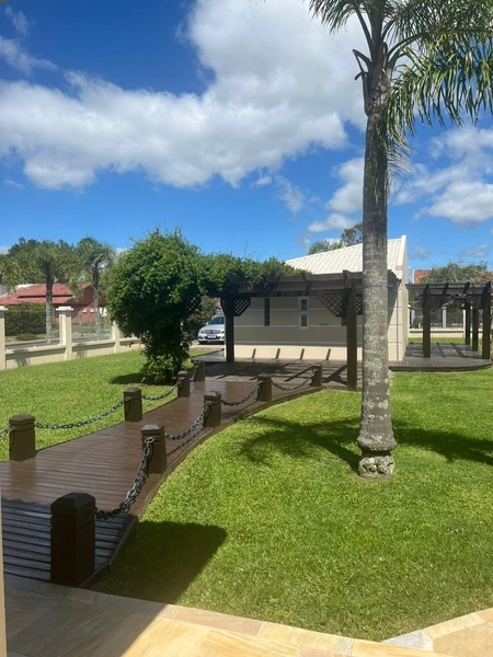 Casa de padrão inestimável com 3 Suítes, piscina e Jacuzzi: 15ª foto da galeria de imagens do imóvel