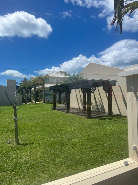 Casa de padrão inestimável com 3 Suítes, piscina e Jacuzzi: 3ª foto da galeria de imagens do imóvel