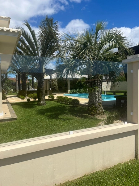 Casa de padrão inestimável com 3 Suítes, piscina e Jacuzzi: 8ª foto da galeria de imagens do imóvel