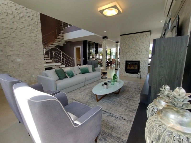 Casa espetacular com 5 Suítes e piscina no condomínio Playa Vista: 26ª foto da galeria de imagens do imóvel