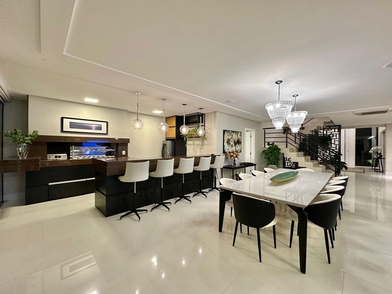Casa sensacional com 6 Suítes e piscina: 20ª foto da galeria de imagens do imóvel