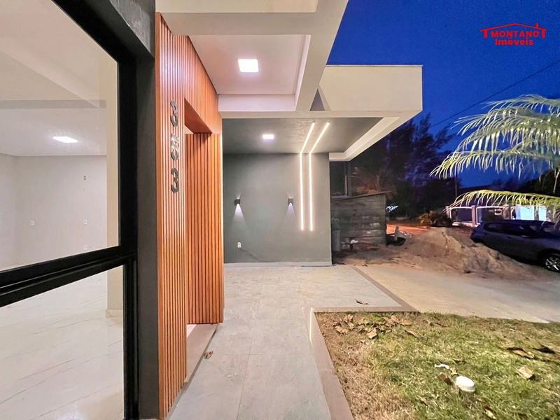 Casa de 3 dormitórios a 1 quadra do mar no bairro Zona Norte: 39ª foto da galeria de imagens do imóvel