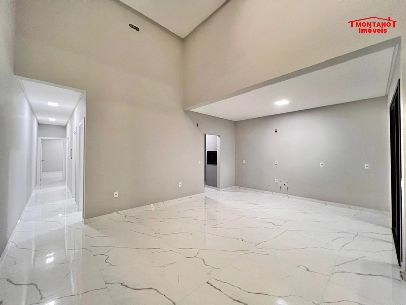 Casa de 3 dormitórios a 1 quadra do mar no bairro Zona Norte: 28ª foto da galeria de imagens do imóvel