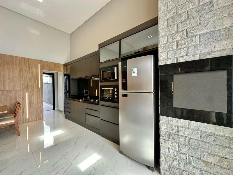 Casa com padrão inigualável com 3 dormitórios e piscina: 14ª foto da galeria de imagens do imóvel