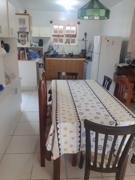 Casa bem localizada na avenida, com 2 dormitórios no bairro Guarani: 4ª foto da galeria de imagens do imóvel