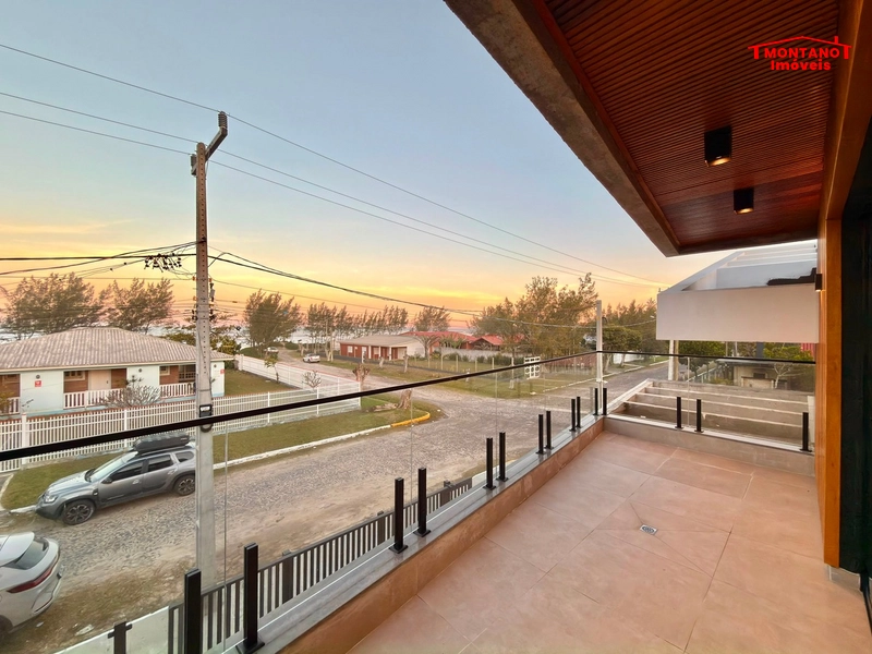 Casa com padrão único de 3 dormitórios e piscina a 100m do mar!!: 33ª foto da galeria de imagens do imóvel