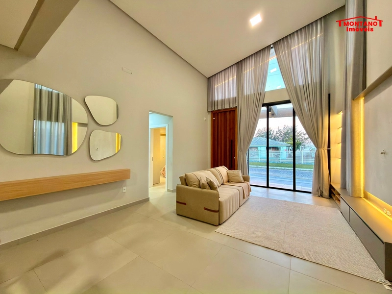 Casa com padrão único de 3 dormitórios e piscina a 100m do mar!!: 14ª foto da galeria de imagens do imóvel