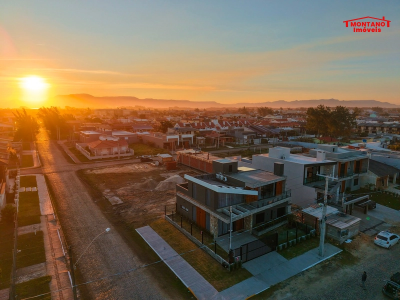 Casa com padrão único de 3 dormitórios e piscina a 100m do mar!!: 45ª foto da galeria de imagens do imóvel