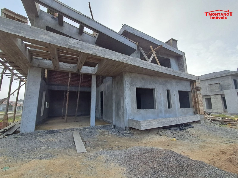 Casa com padrão único de 3 dormitórios e piscina a 100m do mar!!: 6ª foto da galeria de imagens do imóvel